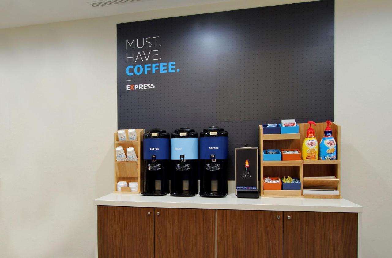 联合市智选假日套房酒店 尤宁城 外观 照片